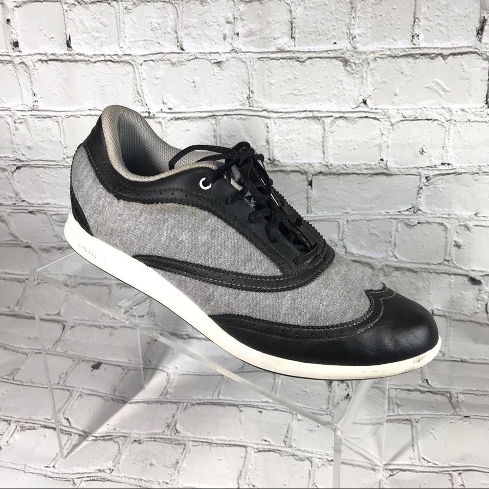 Adidas Women Winged tip golf sneakers
